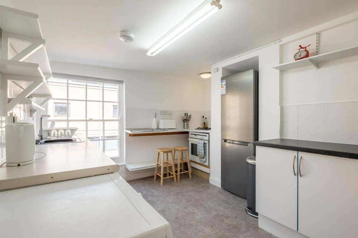 Spacious 3 Bedroom Flat In Heart Of City Centre 캠브리지 외부 사진