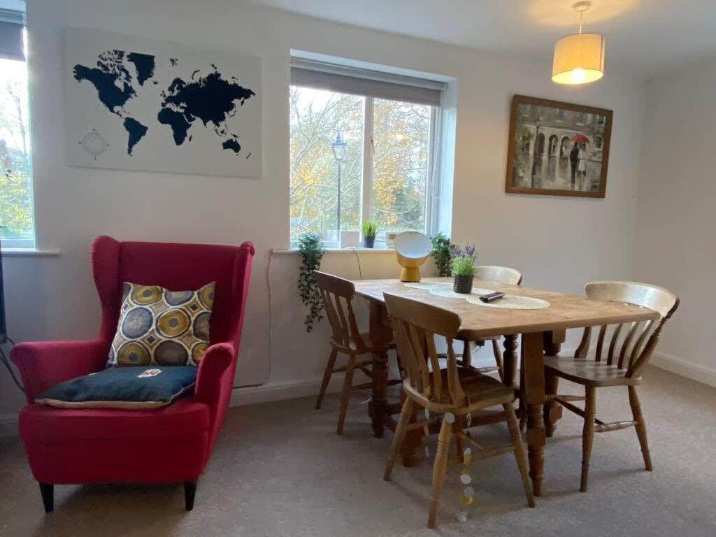 Spacious 3 Bedroom Flat In Heart Of City Centre 캠브리지 외부 사진